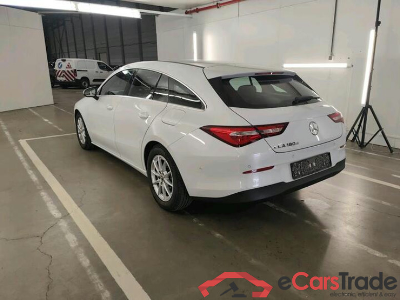 Mercedes CLA Shooting Brake CLA Shooting Brake CLA 180 d Essential Line 85kW/116pk  5D/P Auto-8 #3