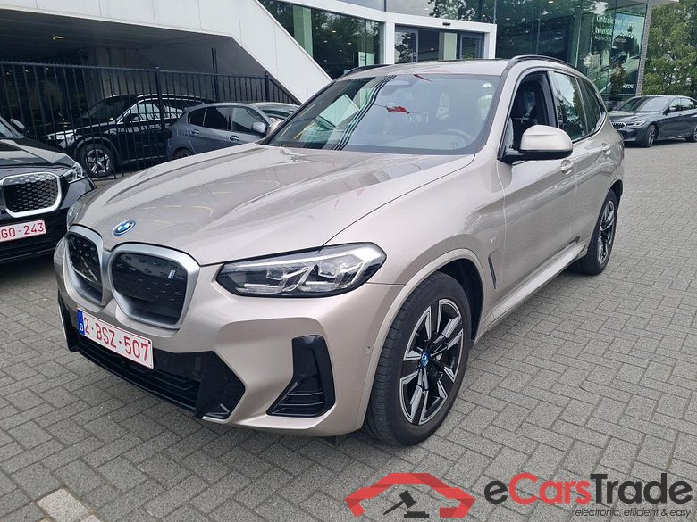 BMW IX3 80KWH AUTO