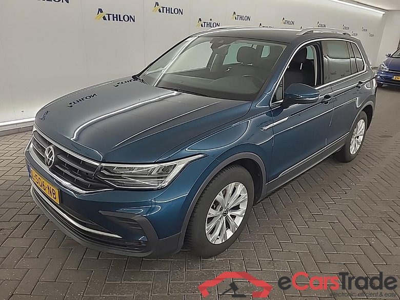VOLKSWAGEN Tiguan 1.5 TSI 110kW Life Business 5D