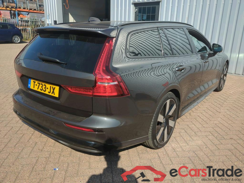 VOLVO V60 2.0 T6 AWD + Dark #3