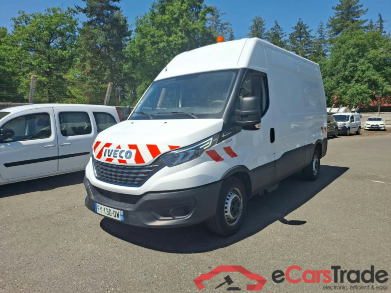 IVECO Daily / 2014 / 4P / Fourgon tôlé 3.0 35S14NA8 V11 H2 3520 B POWER / GNV #1