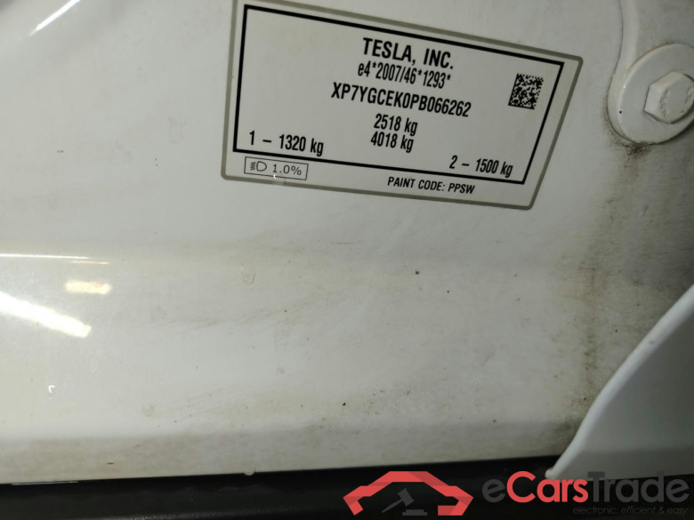 TESLA Model Y Long Range Dual Motor AWD 5d 378kW #5
