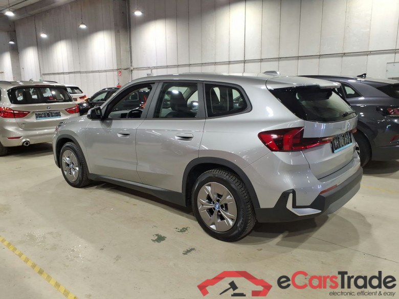 BMW IX1 BEV 67KWH EDRIVE20 (150KW) AUTO #2