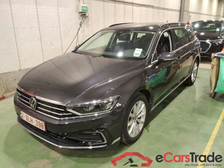 VOLKSWAGEN PASSAT VARIANT 1.4 TSI MSQ VARIANT GTE BUSINESS #1