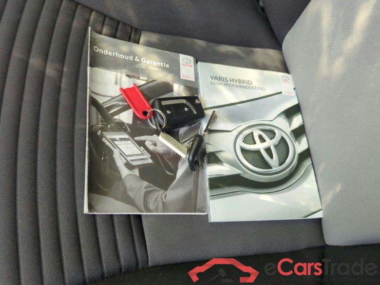 TOYOTA Yaris 54 kW #6