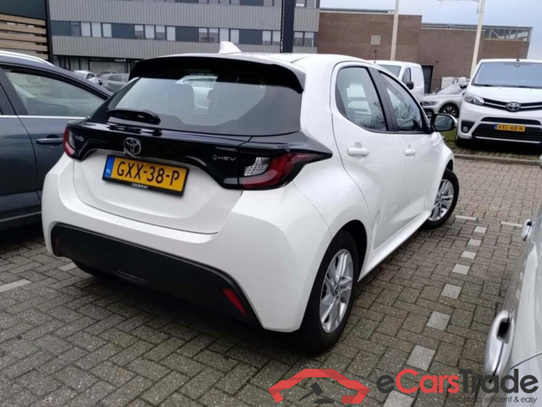 TOYOTA YARIS 1.5 Hybrid 115 Active #4