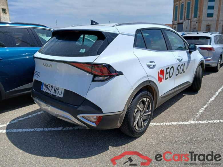 KIA Sportage / 2022 / 5P / todoterreno 1.6 CRDi MHEV 100kW (136CV) Business 4X4 #2