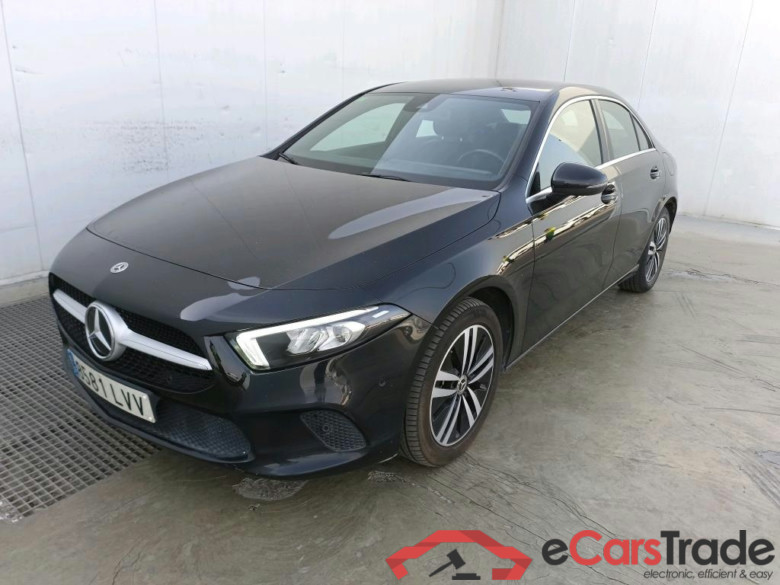 MERCEDES-BENZ Clase A / 2018 / 4P / sedán Sedán A 250 e #1