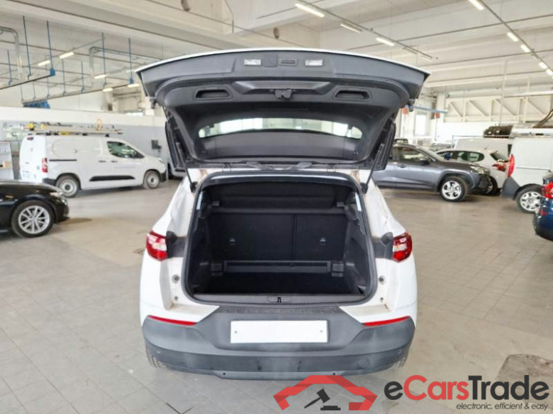 OPEL GRANDLAND X / 2017 / 5P / SUV 1.5 ECOTEC DIESEL BUSINESS 130CV SeS MT6 #4