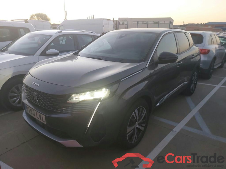 PEUGEOT 3008 Hybrid / 2020 / 5P / todoterreno 225 e-EAT8 Allure (AC2) #1