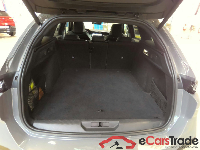 Peugeot 308 SW GT Hybrid 136 e-DCS6 #5