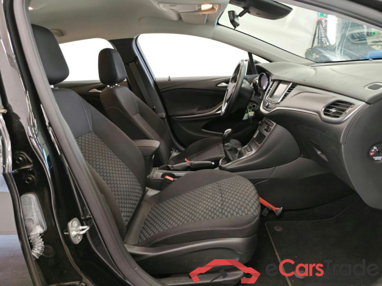 Opel Astra 1.2 turbo 81kW Edition 5d #3