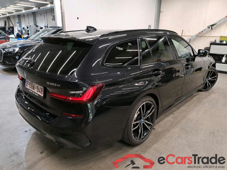 BMW - BMW 3 TOURING 330e 292PK M Sport Business Edition With Heated Sport Seats & 19 Inch * HYBRID * #2