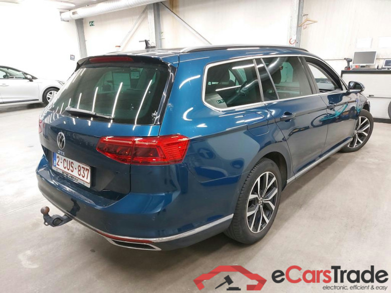 VOLKSWAGEN - VW  PASSAT VARIANT TSI GTE 218PK DSG6 Business Pack Adventure & Winter II & Travel Assist & Pano Roof & Foldable Trailer Hook   * HYBRID * #2