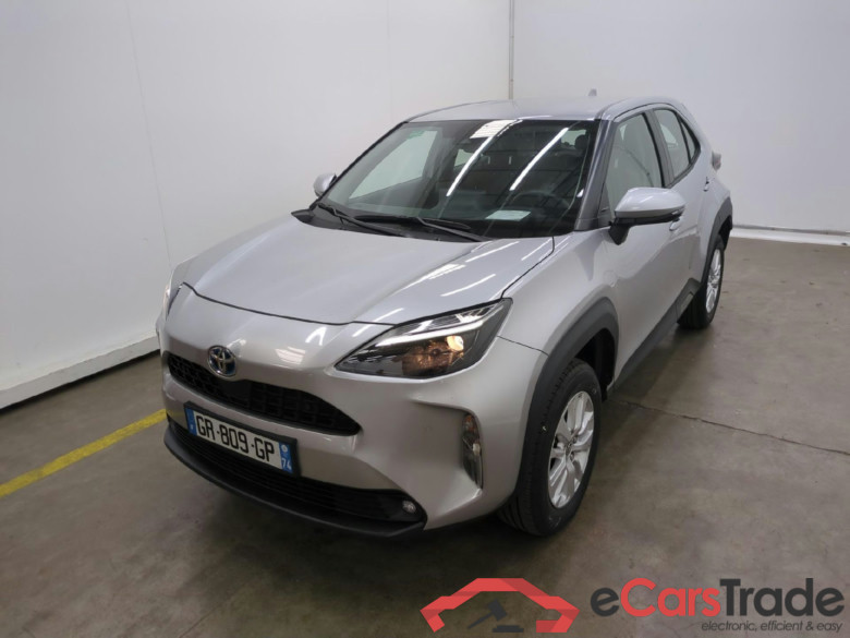 TOYOTA Yaris Cross Hybride / 2021 / 5P / SUV 1.5 HYBRID 116H DYNAMIC BUSINESS BEY AWD