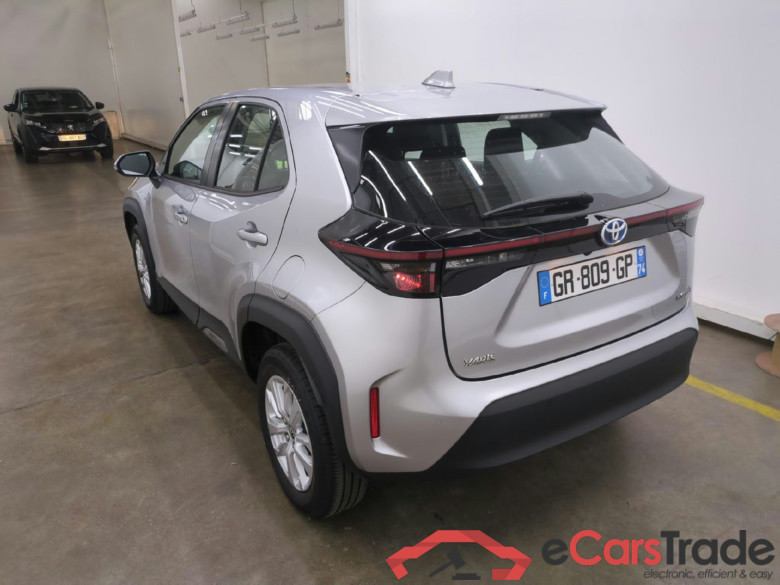 TOYOTA Yaris Cross Hybride / 2021 / 5P / SUV 1.5 HYBRID 116H DYNAMIC BUSINESS BEY AWD #4