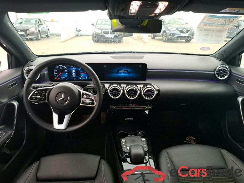MERCEDES-BENZ Classe A Compact / 2018 / 5P / Berline A 180 Progressive Line 7G-DCT #5