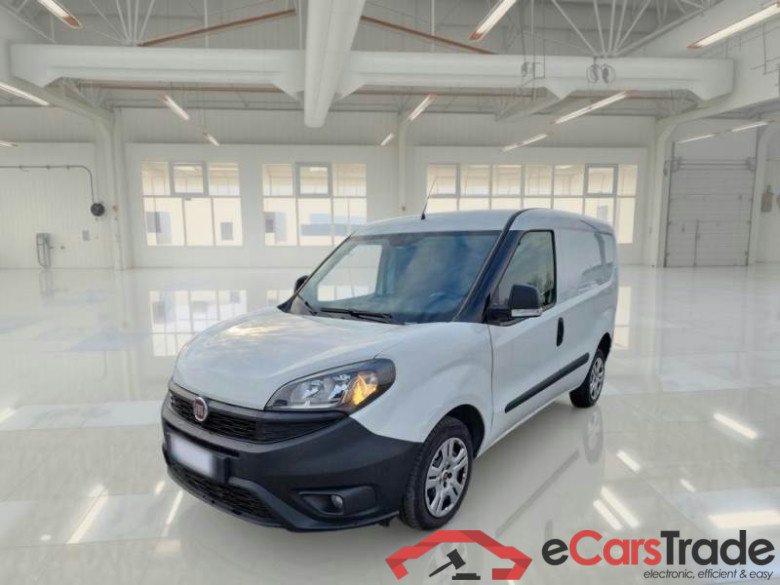 FIAT DOBLÒ CARGO / 2014 / 4P / VETT. FURGONATA CH1 LOUNGE 1.6 MJET 105CV E6D-F SeS