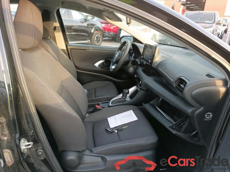 TOYOTA YARIS 1.5 120H Business Plus #6