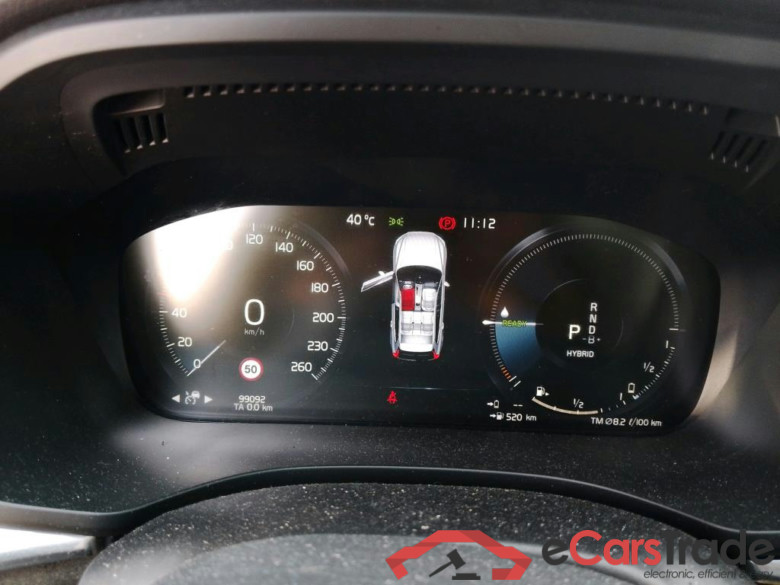VOLVO XC60 / 2017 / 5P / todoterreno 2.0 T6 AWD Recharge Inscription Auto #4