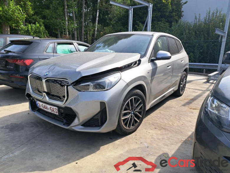 BMW - BMW IX1 eDrive20 204PK M Sport                ***               TOTAL LOSS               ***                Pack Premium With Heated Seats & Travel Pack & Active Driver Seat * ELECTRIC *