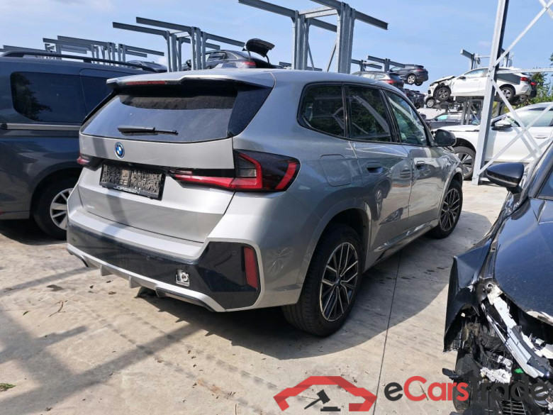 BMW - BMW IX1 eDrive20 204PK M Sport                ***               TOTAL LOSS               ***                Pack Premium With Heated Seats & Travel Pack & Active Driver Seat * ELECTRIC * #2