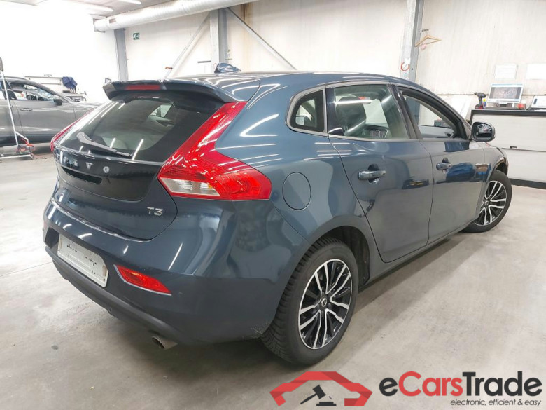 Volvo V40 1.5 T3 Aut. LED Navi 1/2 Leather Klima PDC ... #2