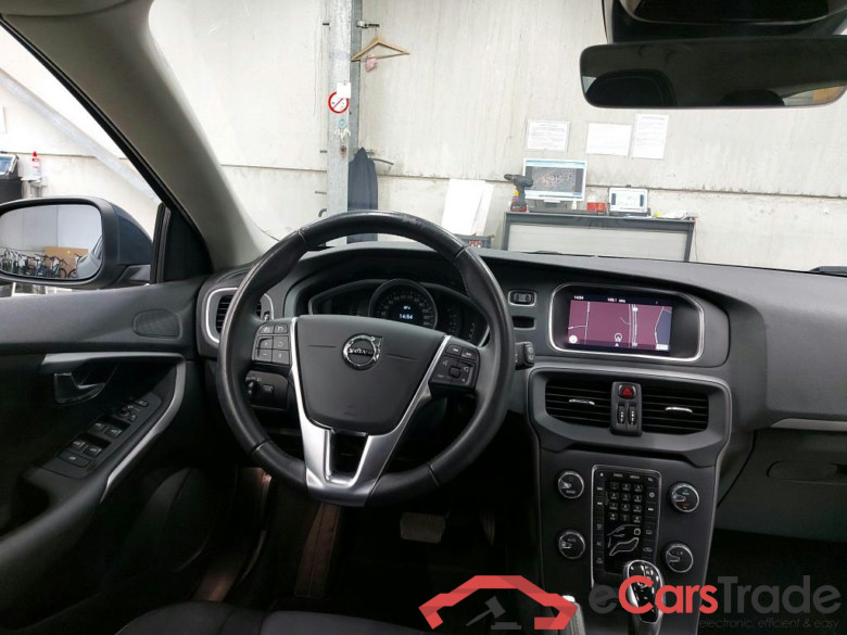 Volvo V40 1.5 T3 Aut. LED Navi 1/2 Leather Klima PDC ... #3