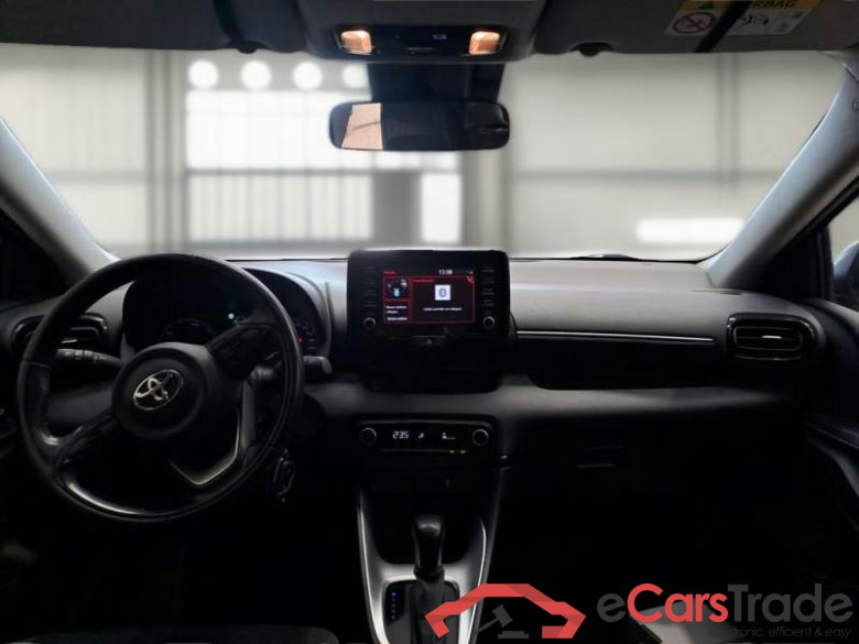 TOYOTA YARIS / 2020 / 5P / BERLINA HYBRID BUSINESS MY22 #3