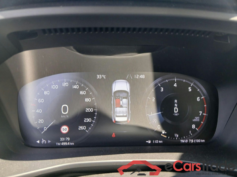 VOLVO XC40 / 2017 / 5P / todoterreno 1.5 T3 Inscription Auto #3