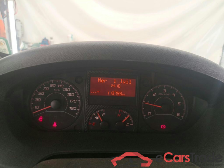 PEUGEOT Boxer VU 4p Fourgon BLUEHDI 110 PREMIUM 330 L2H2 #6