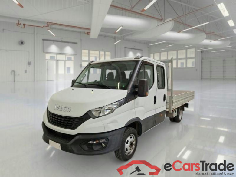 IVECO DAILY / 2019 / 4P / CAB.CABINA DOPPIA 35C16H D 6+1 4100 QUAD-TOR RG