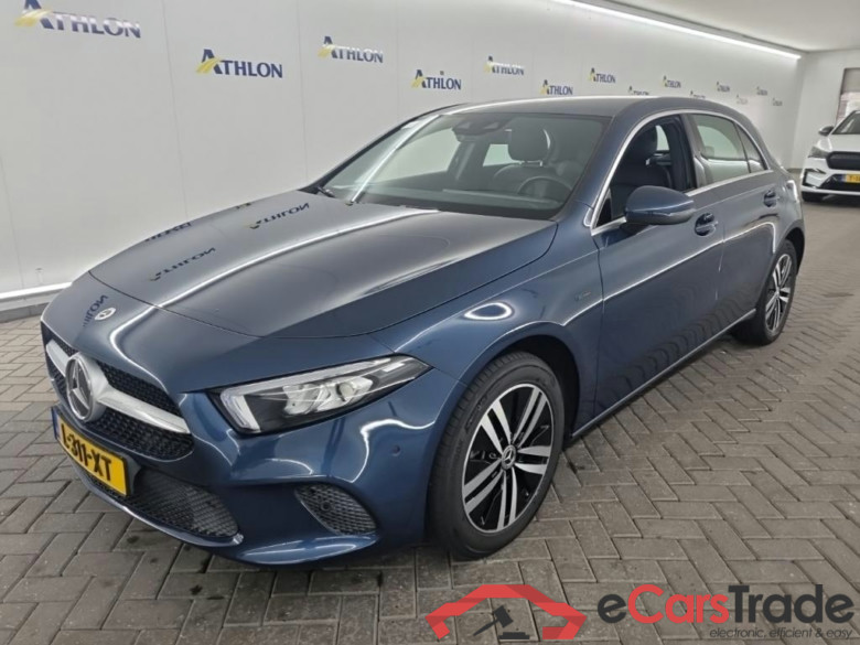 MERCEDES-BENZ A-klasse A 250 e 8G-DCT Bus Sol Luxury Limited 5D 160kW #1