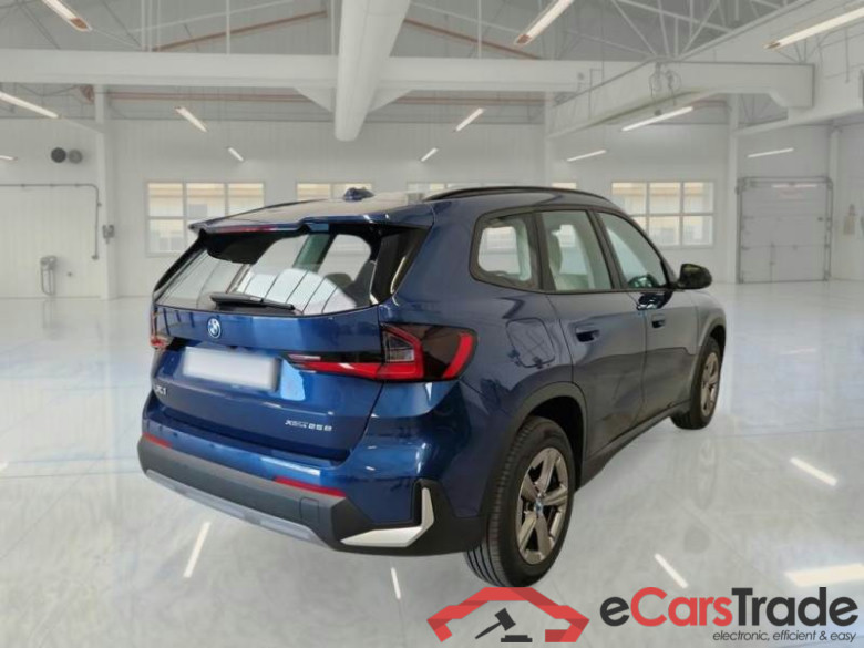BMW X1 / 2022 / 5P / SUV XDRIVE 25E DCT #2