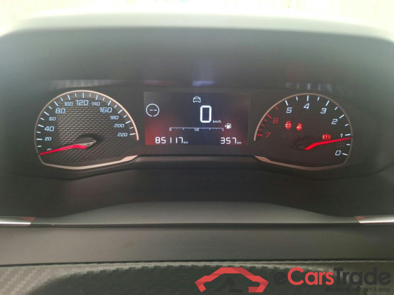 PEUGEOT 208 Affaire / 2019 / 5P / Berline 1.2 PT 75 S&S Premium #6