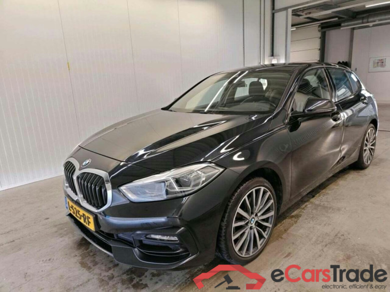 BMW 1-serie 118i Bns Edition #1