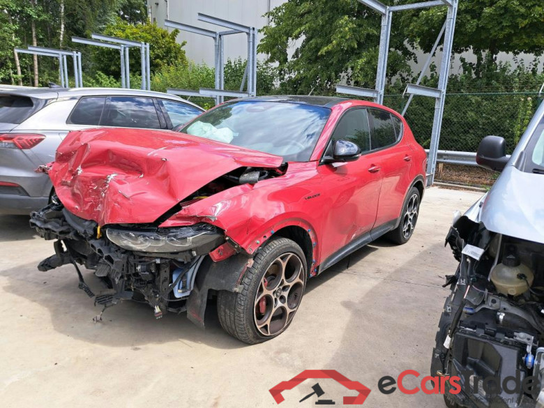 ALFA ROMEO - ALF TONALE 160PK  MHEV Veloce                  ***                 TOTAL LOSS               ***               Pack Sound Leather Pano Roof      * PETROL *