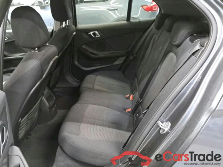 BMW 118d Aut. LED Navi KeylessGo Klima PDC ... #6