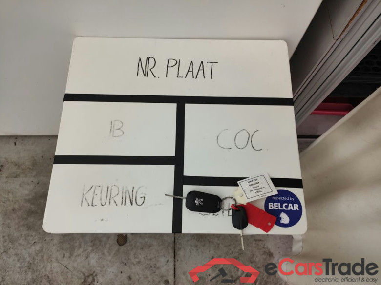 PEUGEOT 208 DIESEL - 2019 1.5 BlueHDi Allure (EU6.4) 5d #4