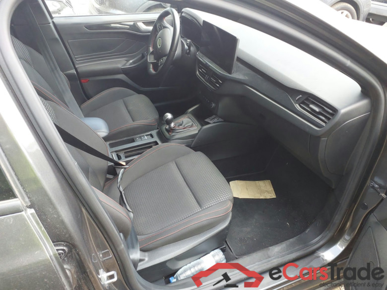 FORD FOCUS_SW SPORTBREAK 1.0 ECOBOOST 125CV MHEV 6 VELOCIDADES ST Line(Winterpack) #3