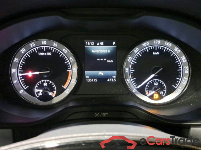SKODA KODIAQ / 2021 / 5P / SUV 2.0 TDI 110KW EXECUTIVE DSG 7P #4