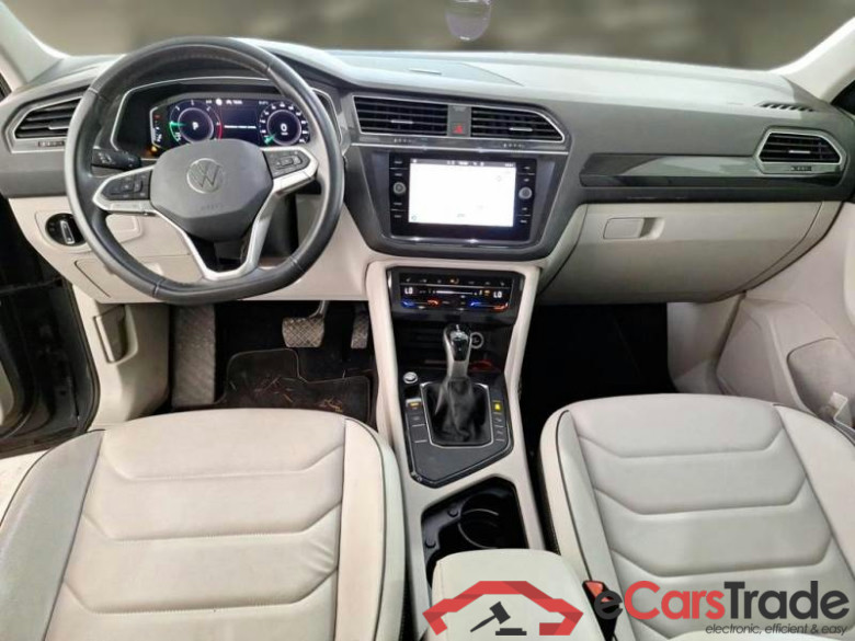 VOLKSWAGEN TIGUAN / 2020 / 5P / SUV 2.0 TDI SCR 110KW ELEGANCE DSG #3