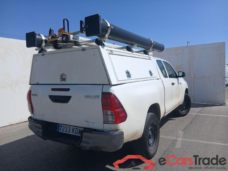 TOYOTA HILUX VU 2p 7G pickup 2.4 D-4D Cabina Extra GX 4x4 #2