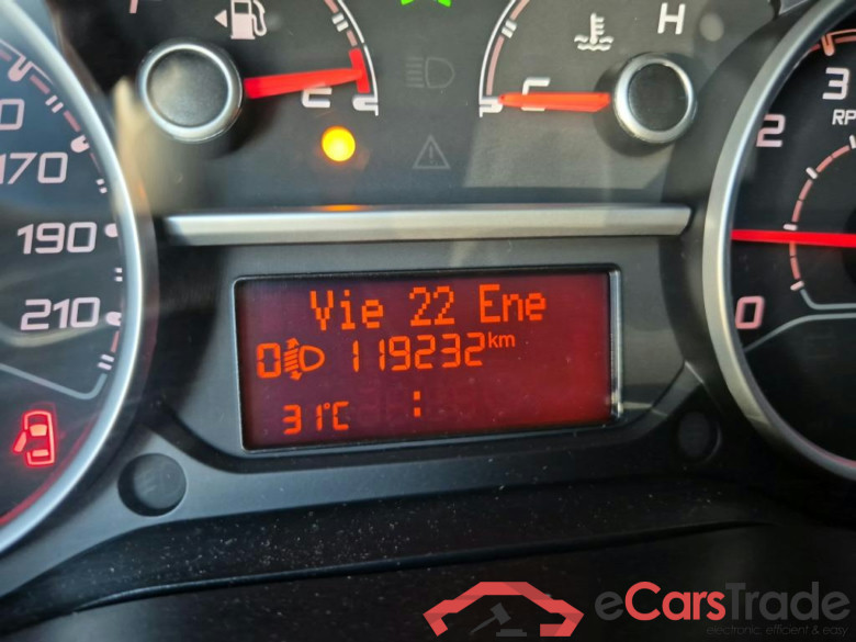 FIAT Doblò Cargo/2015/4P/furgón derivado de turismo Cargo SX 1.6 Mjet 66kW (90CV) (AC) #5