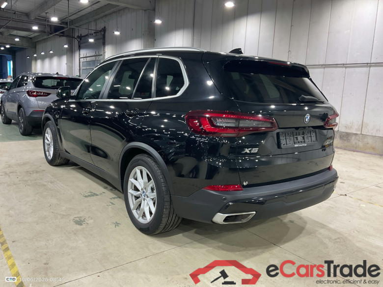 BMW X5 3.0 XDRIVE45E 4WD AUTO #3
