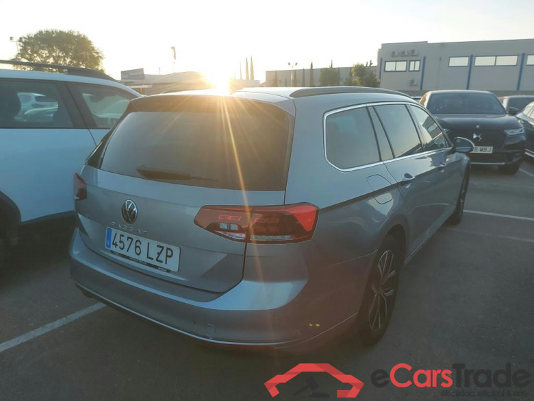 VOLKSWAGEN Passat / 2019 / 5P / familiar Variant Executive 2.0 TDI 110kW DSG #2