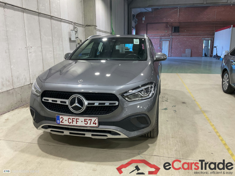 MERCEDES-BENZ GLA - Klasse 1.3 GLA 250 E #2