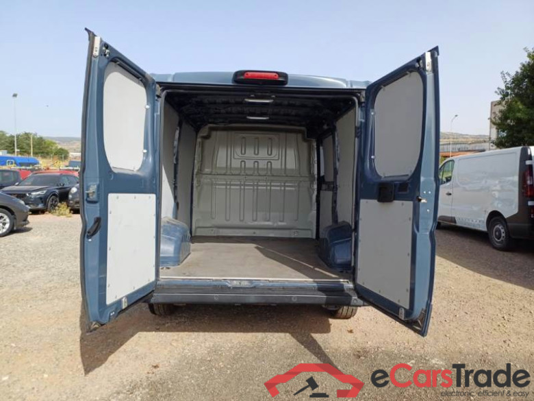 CITROEN JUMPER / 2014 / 4P / FURGONE 30 L1H1 BLUEHDI 120CV #5