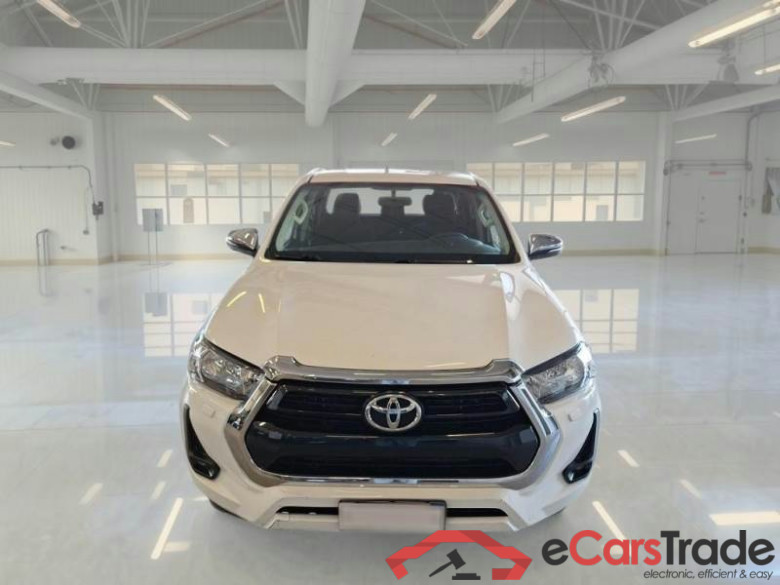TOYOTA HILUX / 2020 / 4P / AUT.CABINA DOPPIA 2.4 D-4D A/T DC 4WD LOUNGE #6