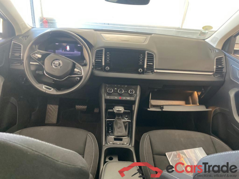 SKODA Karoq / 2022 / 5P / SUV 2.0 TDI 116ch DSG7 Business #5